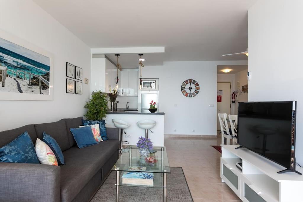 Apartamento Con Vistas Al Mar Primera Linea De Playa Del Postiguet Alicante Exterior photo
